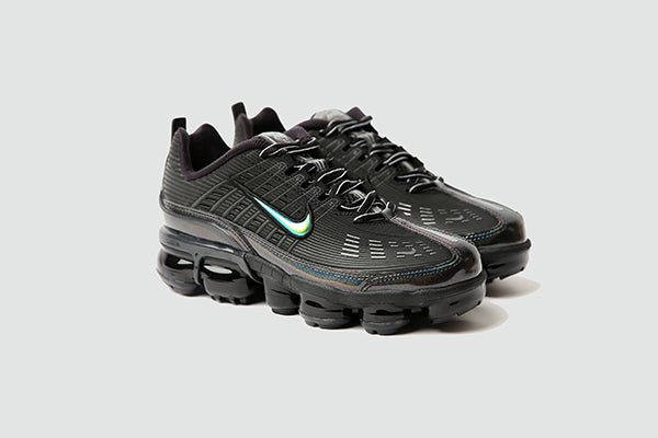 all black vapormax 360