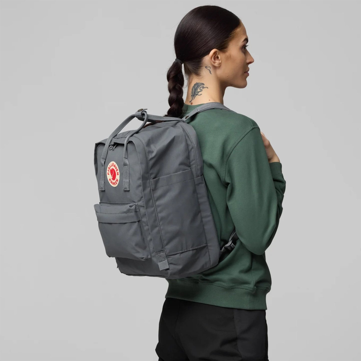 Fjallraven Kanken Laptop 13 Foliage Green - pam pam