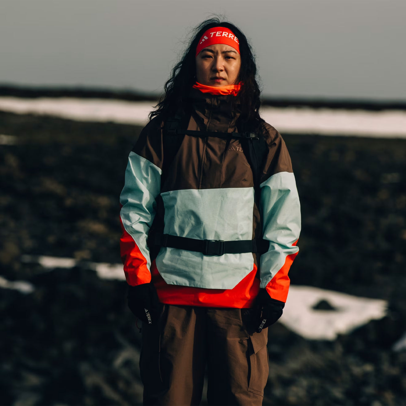 Adidas Terrex Womens Xploric 2.5L Climaproof Anorak Earth Strata / Semi Flash Aqua / Semi Impact Orange - pam pam