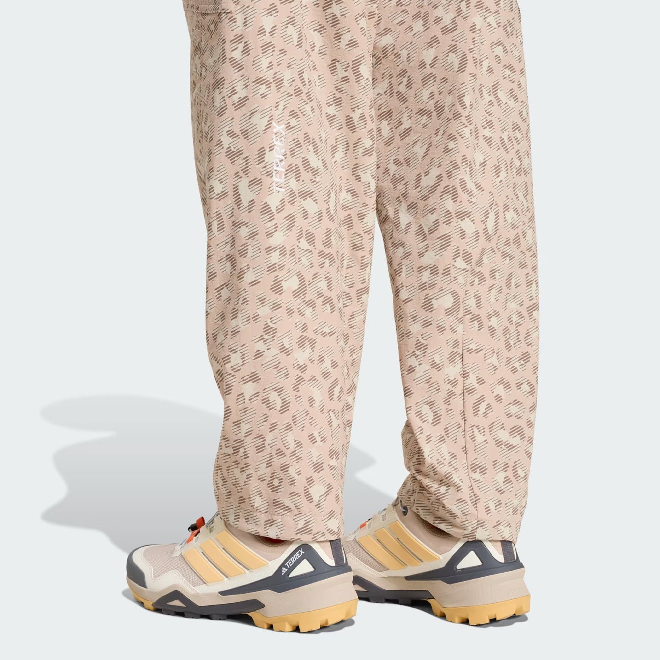 Adidas Terrex Womens Xploric Clima365 Cargo Tracksuit Bottoms Beige / Wonder Taupe / Trace Brown - pam pam