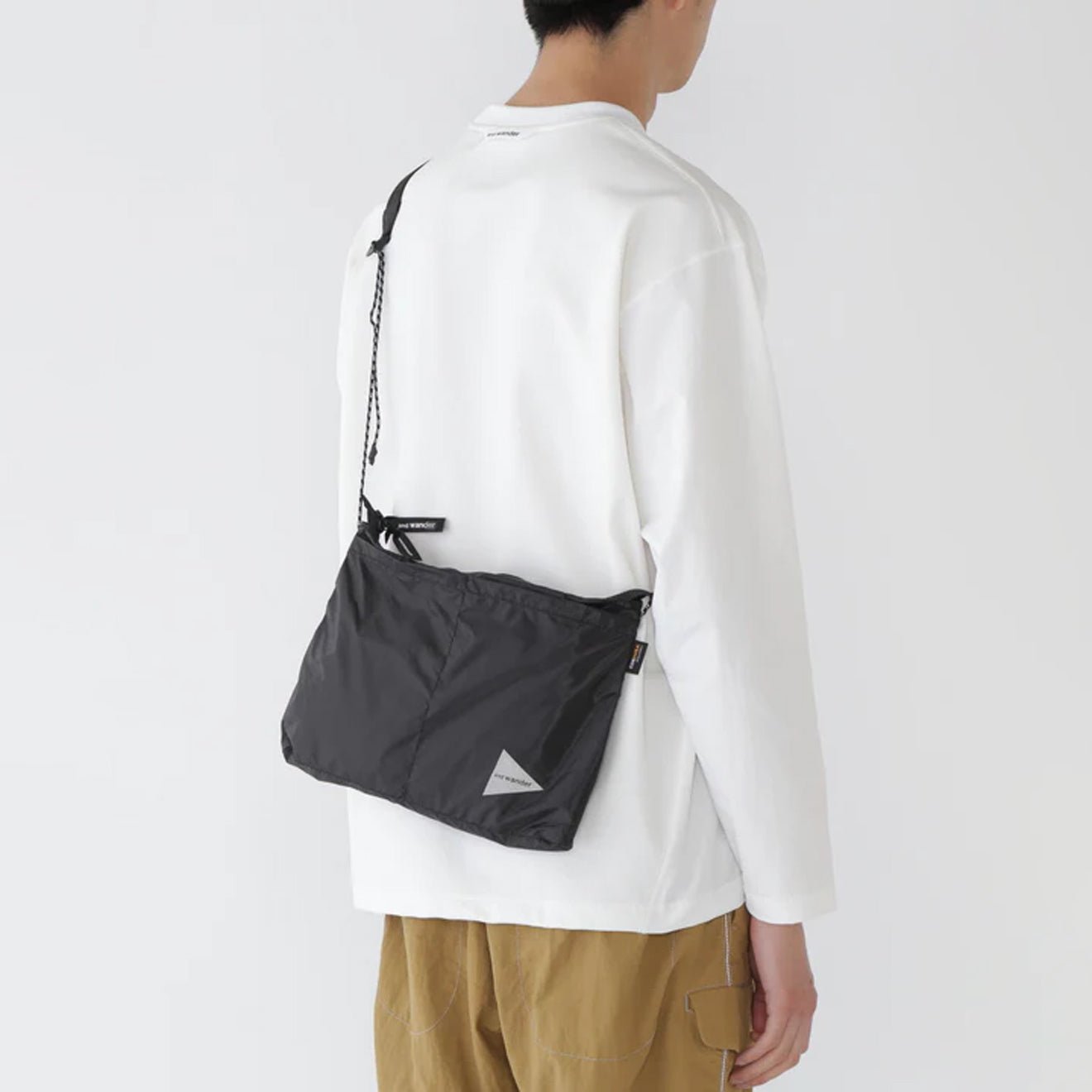 And Wander Sil Sacoche Black - pam pam