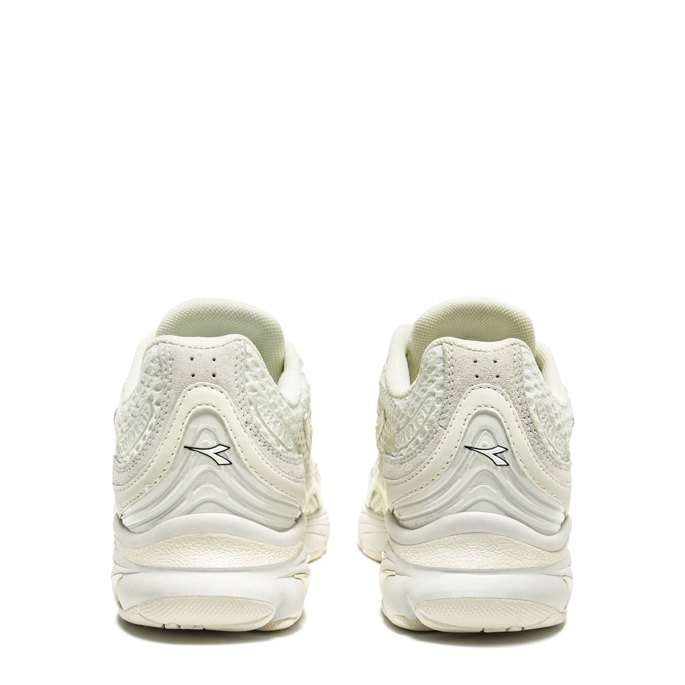 Diadora Womens Mythos Propulsion 280 Scarab Trainer White - pam pam
