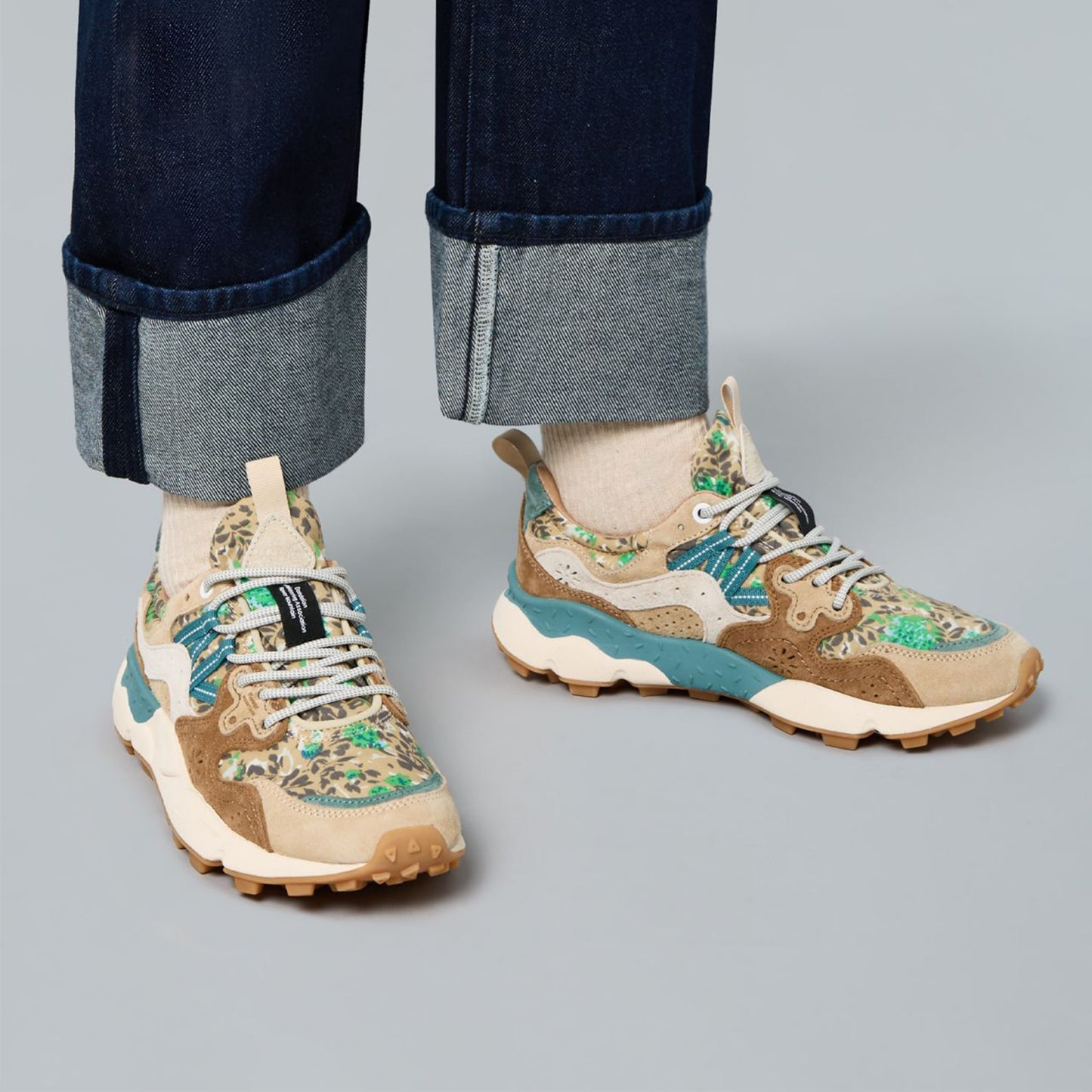 Flower Mountain Womens Yamano 3 Trainer Spring Flowers - pam pam