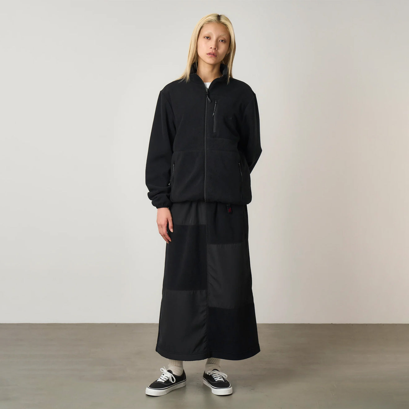 Gramicci Womens Thermal Fleece Patch Skirt Black - pam pam