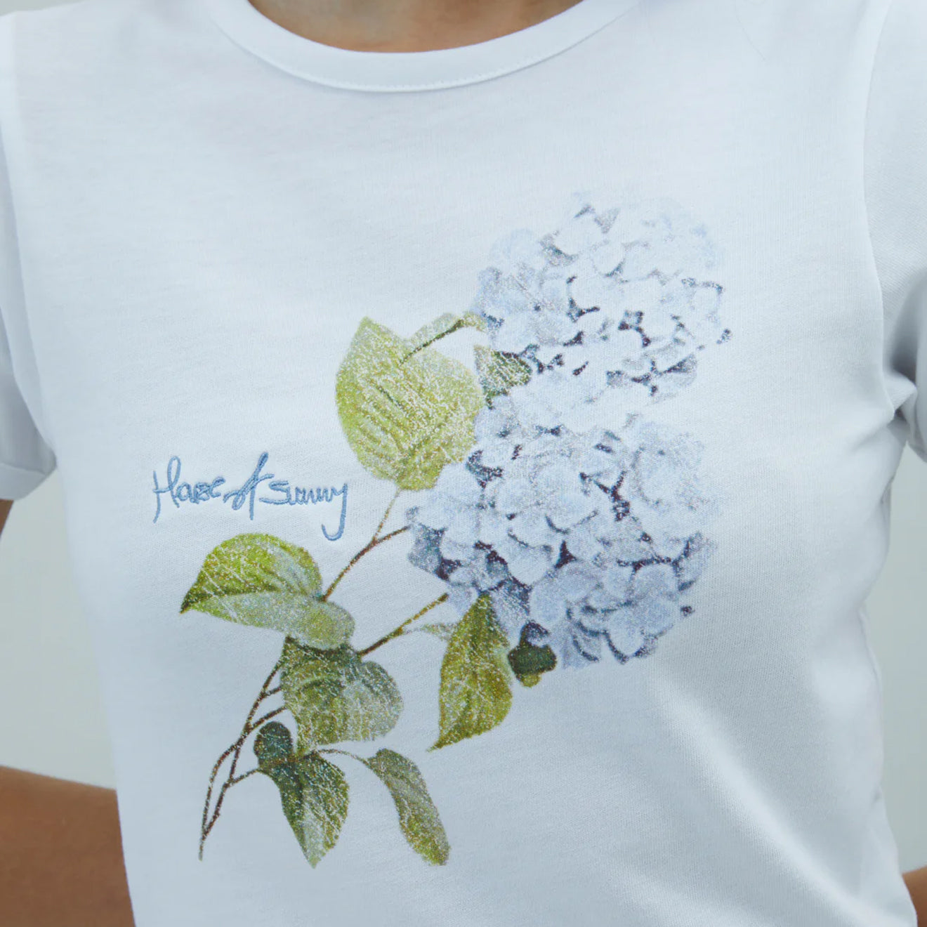 House of Sunny Hydrangea Baby Tee White - pam pam