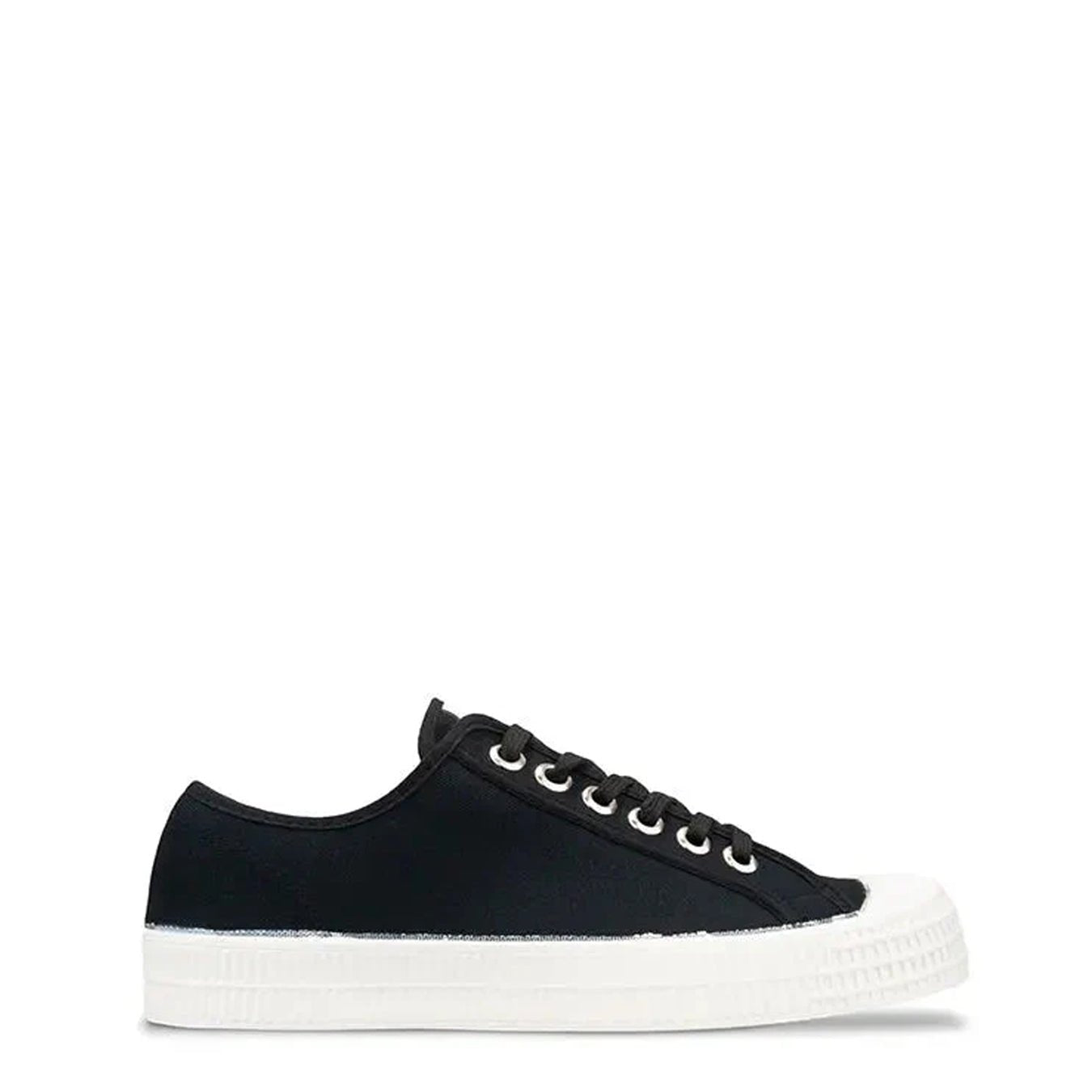 Novesta Star Master Trainer Black / White - pam pam