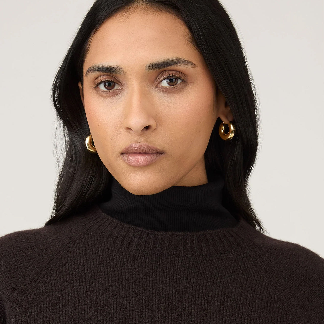 Sunspel Womens Lambswool Crew Truffle - pam pam