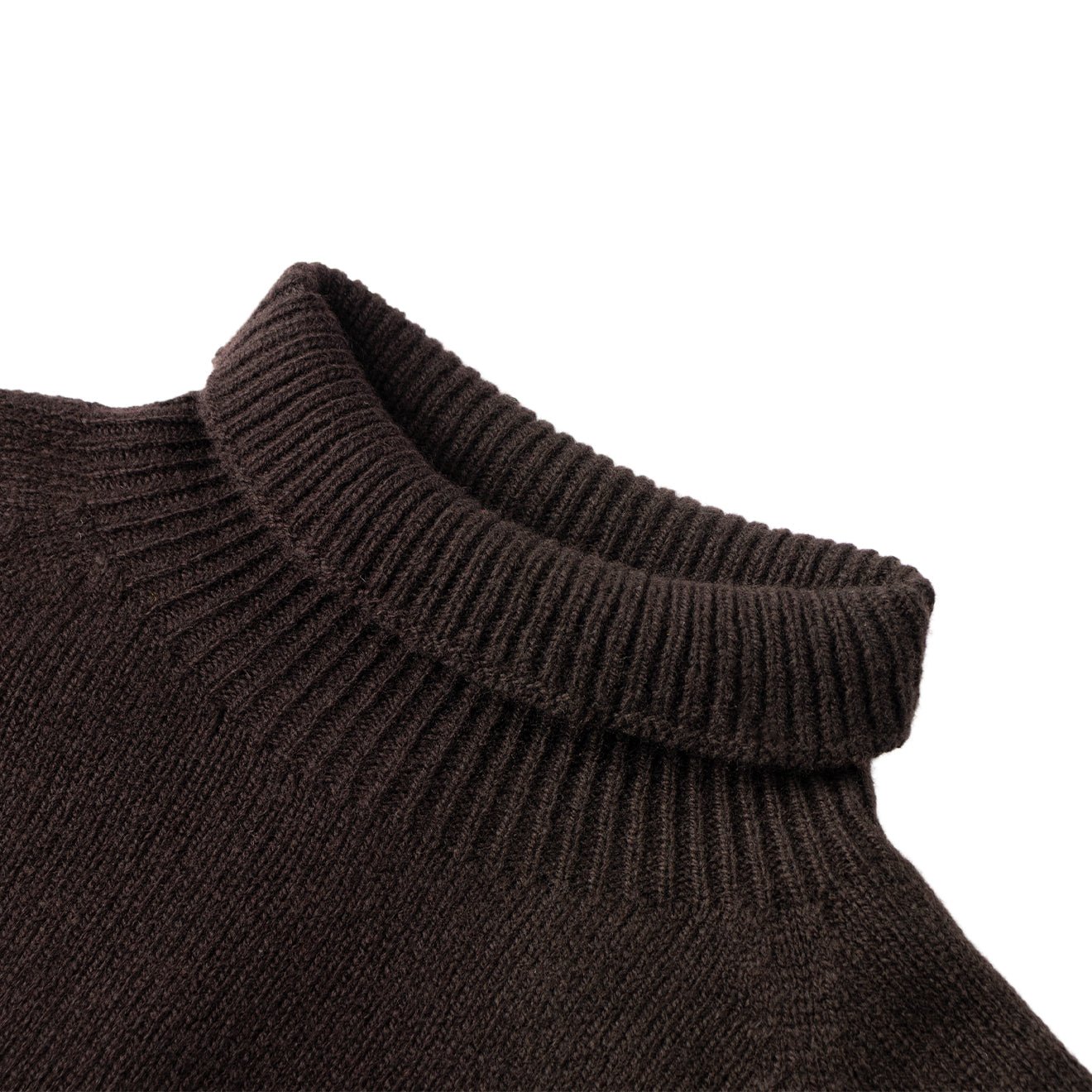 Sunspel Womens Lambswool Funnel Truffle - pam pam