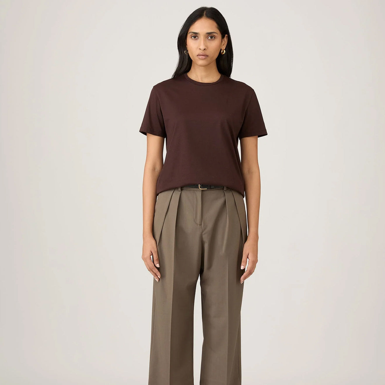 Sunspel Womens S/S Boy Fit T-Shirt Truffle - pam pam