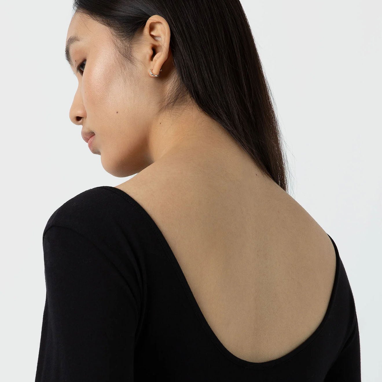 Sunspel Womens Scoop Back Top Black - pam pam