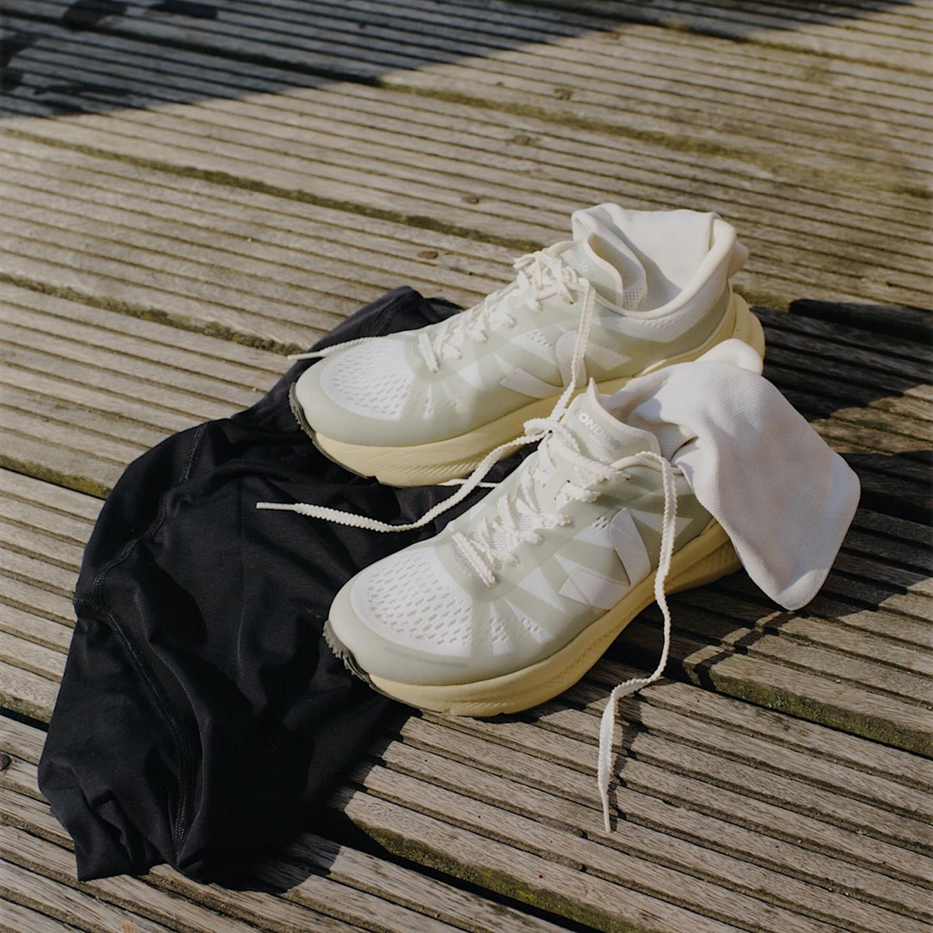 Veja Womens Condor 3 Advanced Engineered Mesh Trainer Full - White