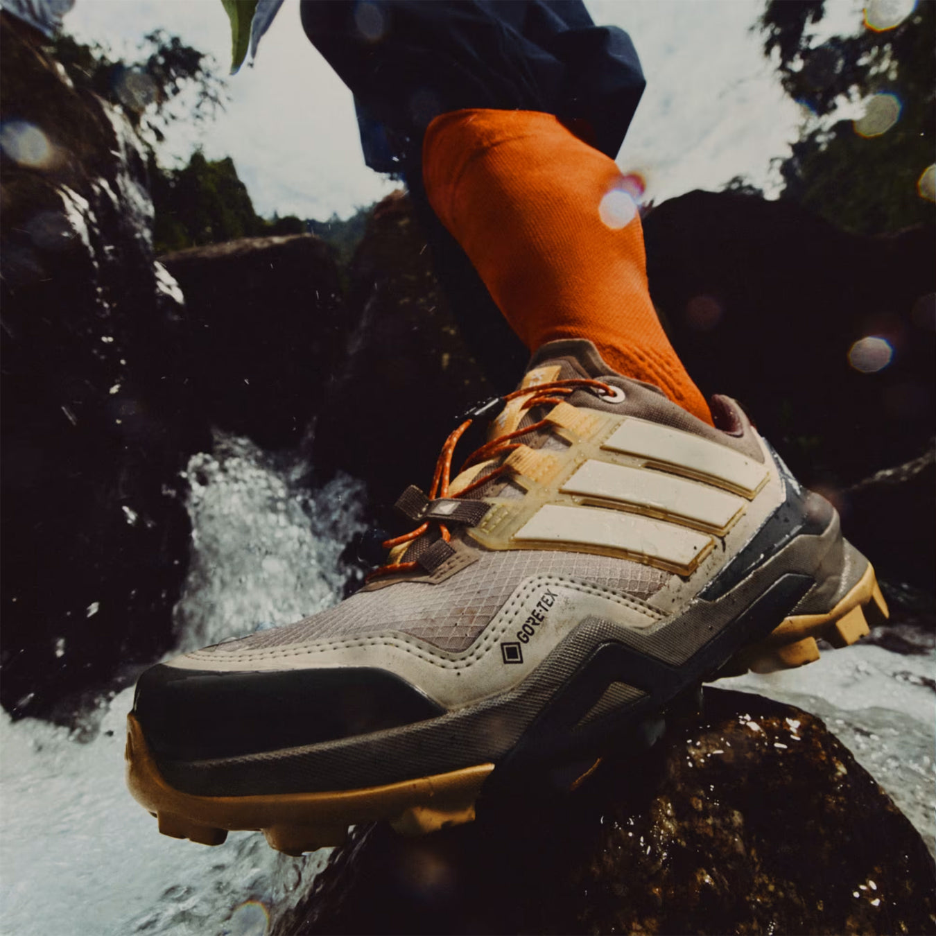 Adidas Terrex Womens Skychaser Gore-Tex Hiking Shoe Wonder Taupe / Off White / Ice Tangerine - pam pam 