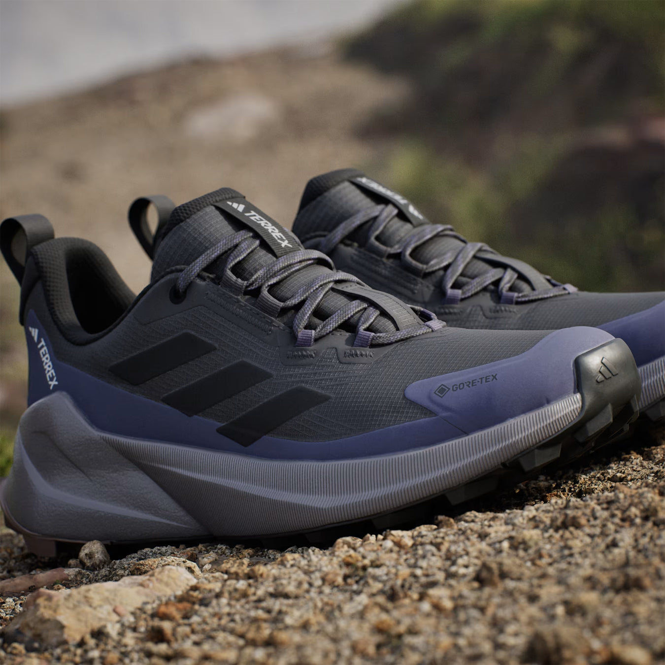 Adidas Terrex Womens Trailmaker 2.0 GORE-TEX Hiking Shoes Carbon / Core Black / Preloved Violet - pam pam 