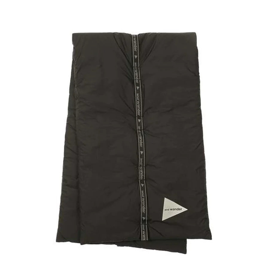 And Wander Primaloft Rip Muffler Black