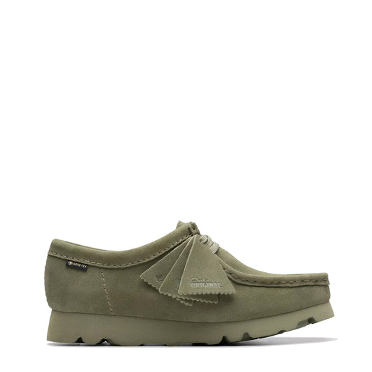 Clarks Originals Womens Wallabee GTX Shoe Khaki / Green Suede