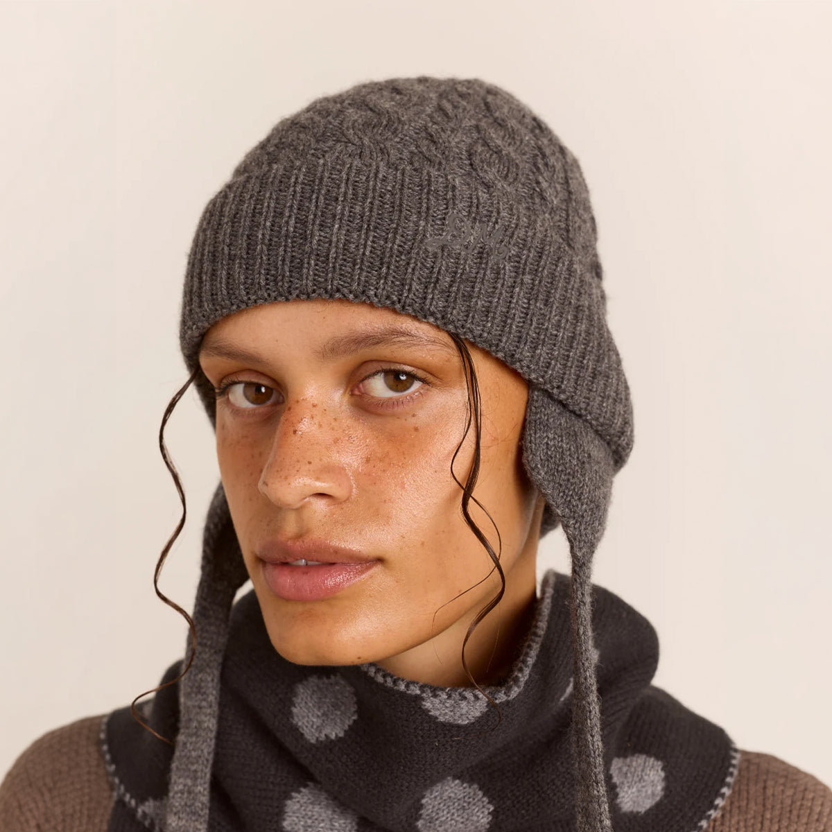Damson Madder Cashmere Mix Turn Up Tie Beanie Charcoal