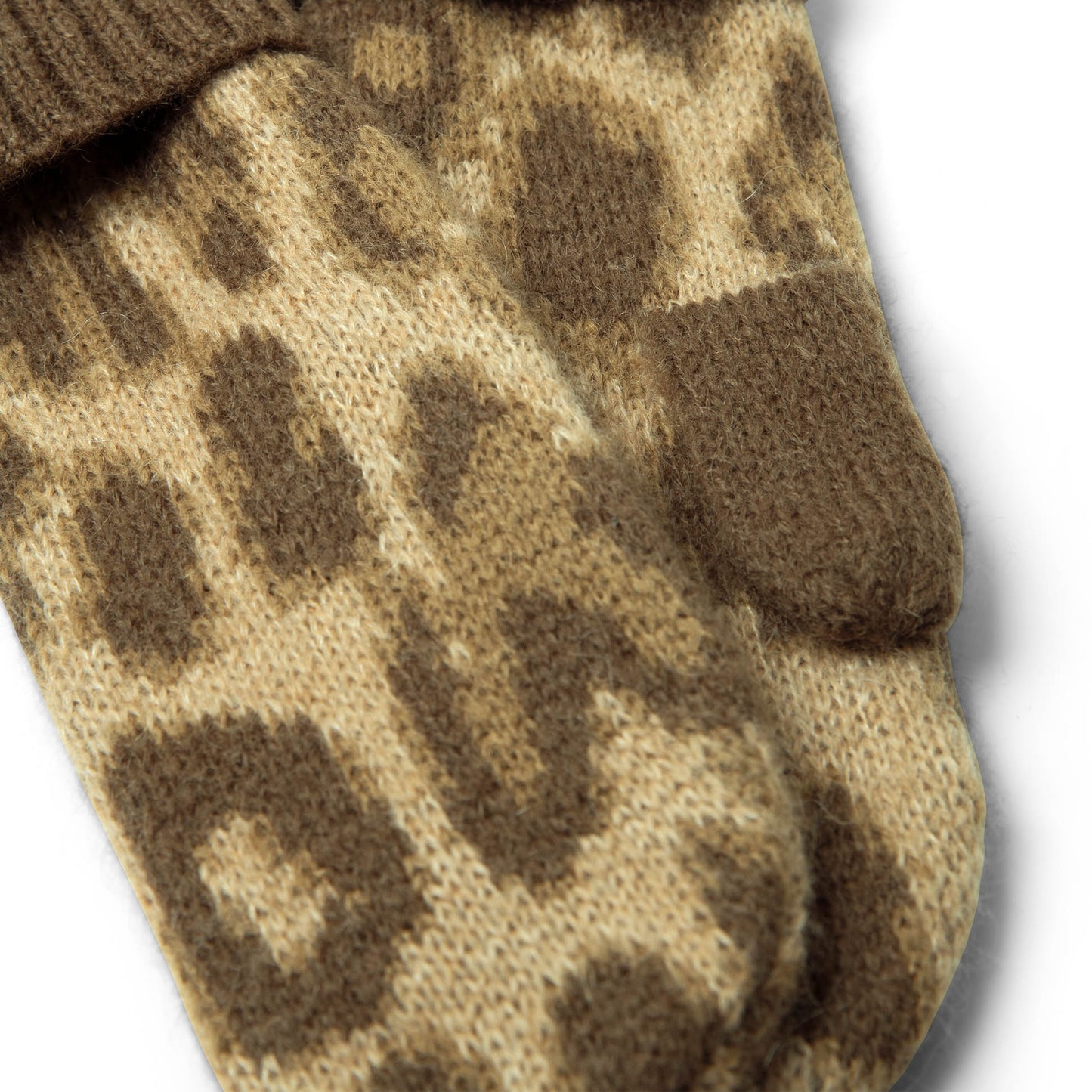 Damson Madder Fluffy Mittens Leopard - pam pam 