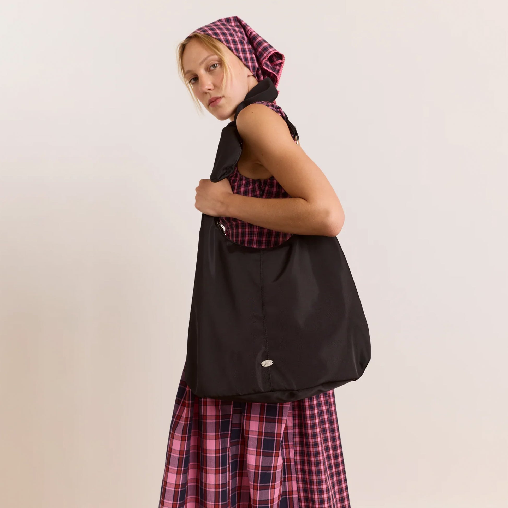 Damson Madder Gene Bag Black