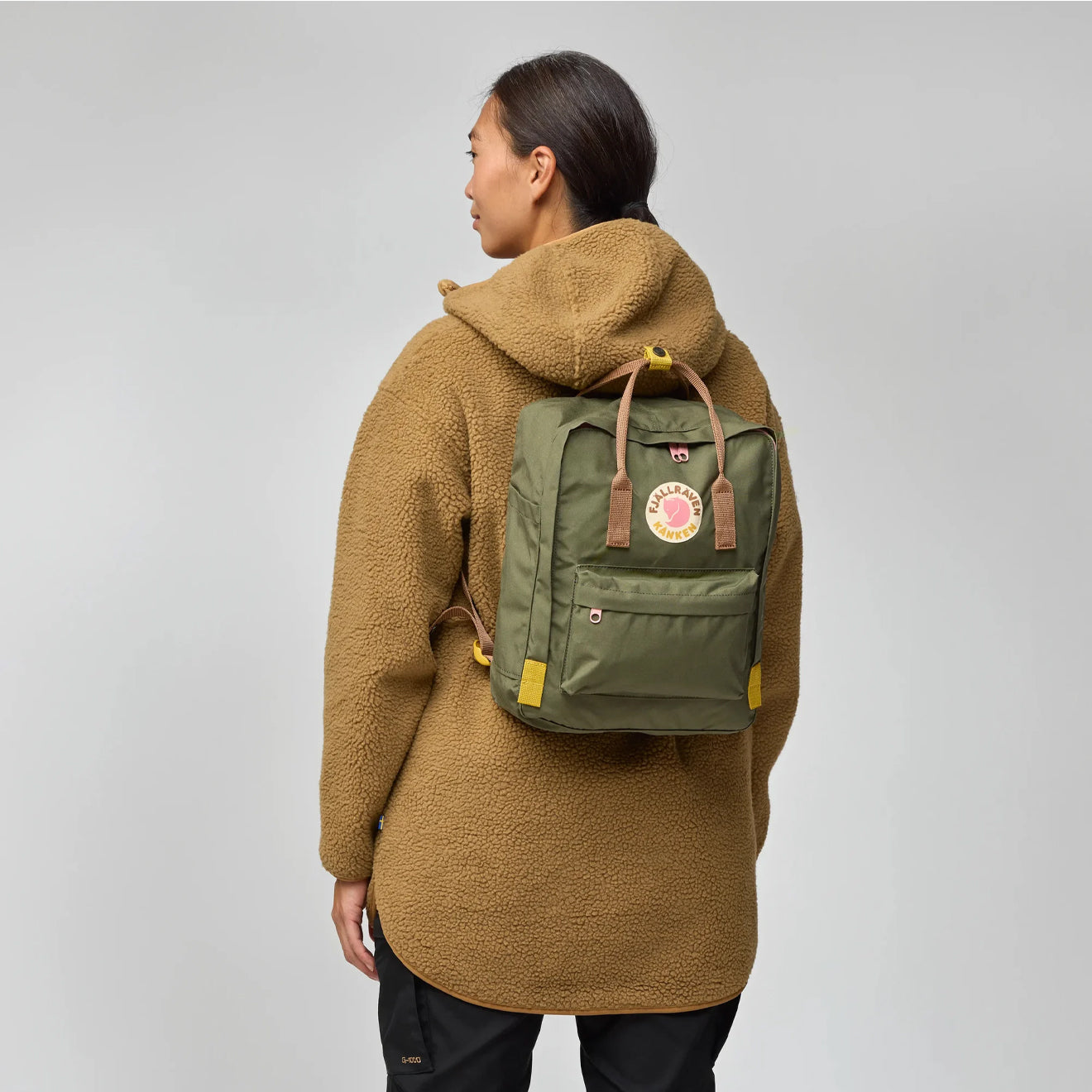 Fjallraven Kanken Koncept Backpack Khaki Dust / Kantarell - pam pam 