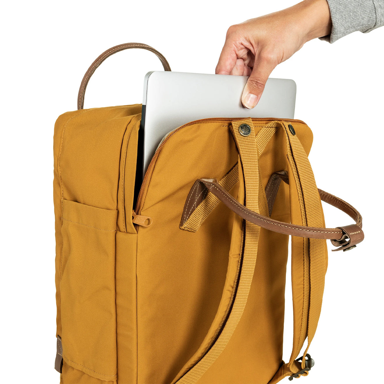 Fjallraven Kanken No. 2 Laptop 15 Fossil - pam pam 