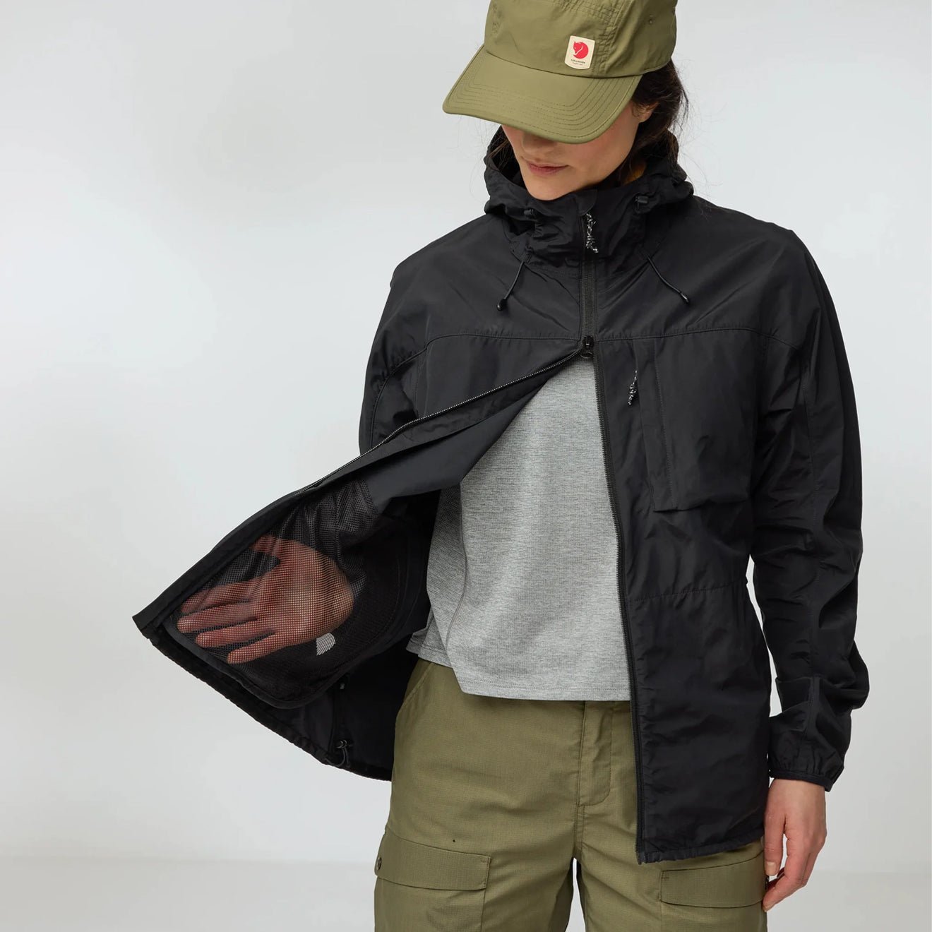Fjallraven Womens High Coast Wind Jacket Green