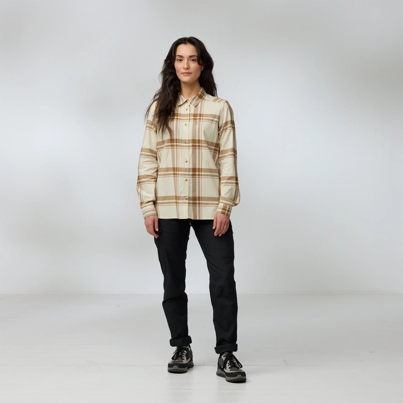 Fjallraven Womens Ovik Lite Flannel Shirt Chalk White / Fossil