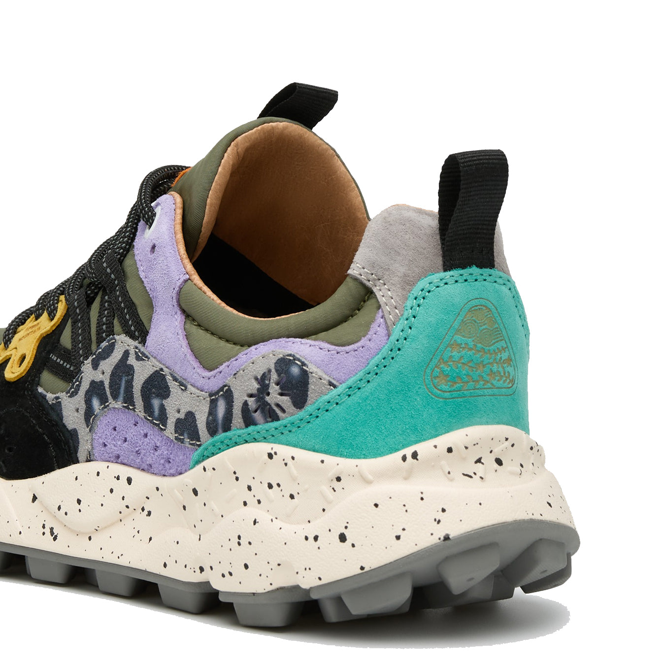 Flower Mountain Womens Yamano 3 Trainer Militare / Light