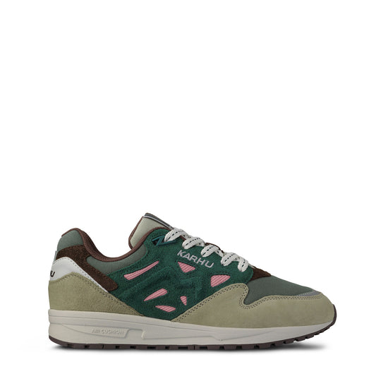 Karhu Womens Legacy 96 Trainer Abbey Stone / Rain Forest