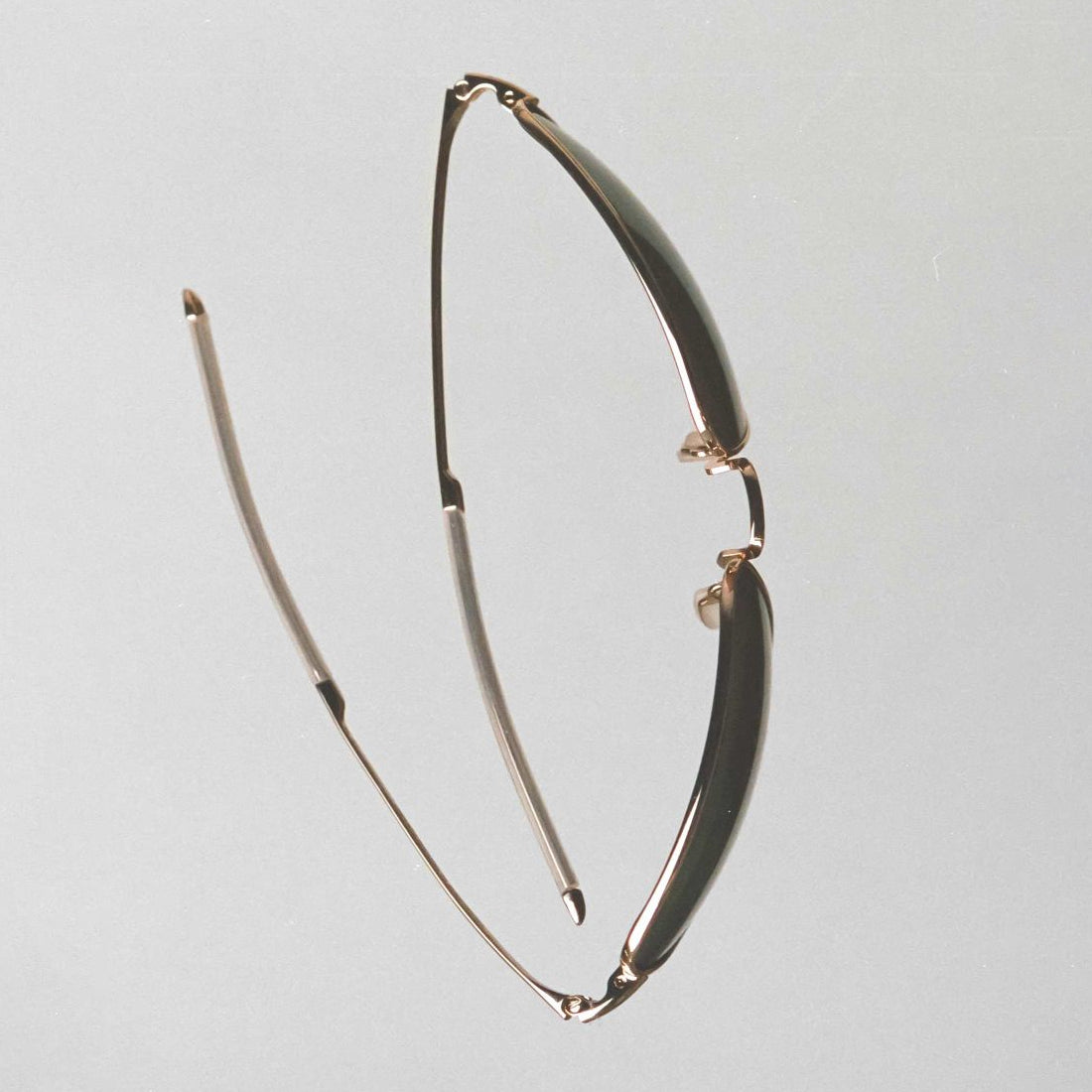 Monokel Eyewear Marathon Sunglasses Gold / Green Polarised Lens