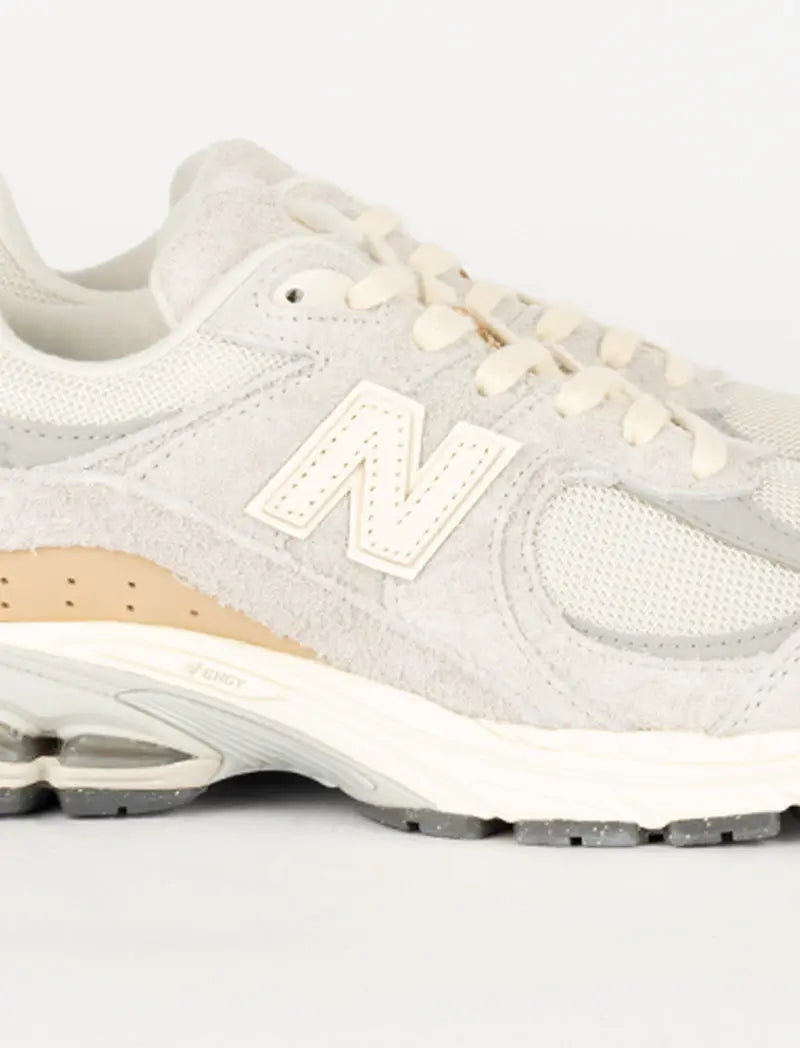 New Balance 2002R Trainers Rain Cloud / Angora New Balance