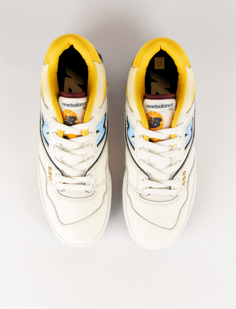 New Balance 550 Trainers Sea Salt / Team Carolina New Balance