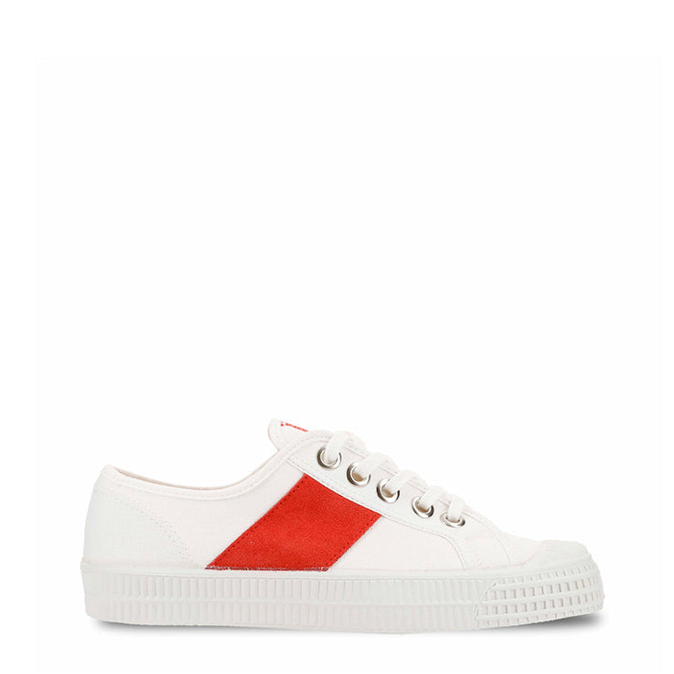 Novesta Star Master Trainer 10 White Red / 110 White