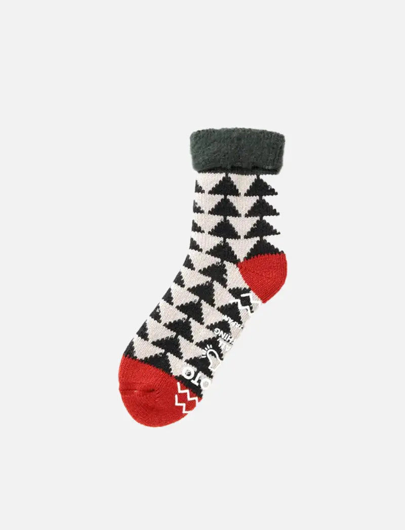 RoToTo Comfy Room Socks Sankaku Green / Black / Red RoToTo