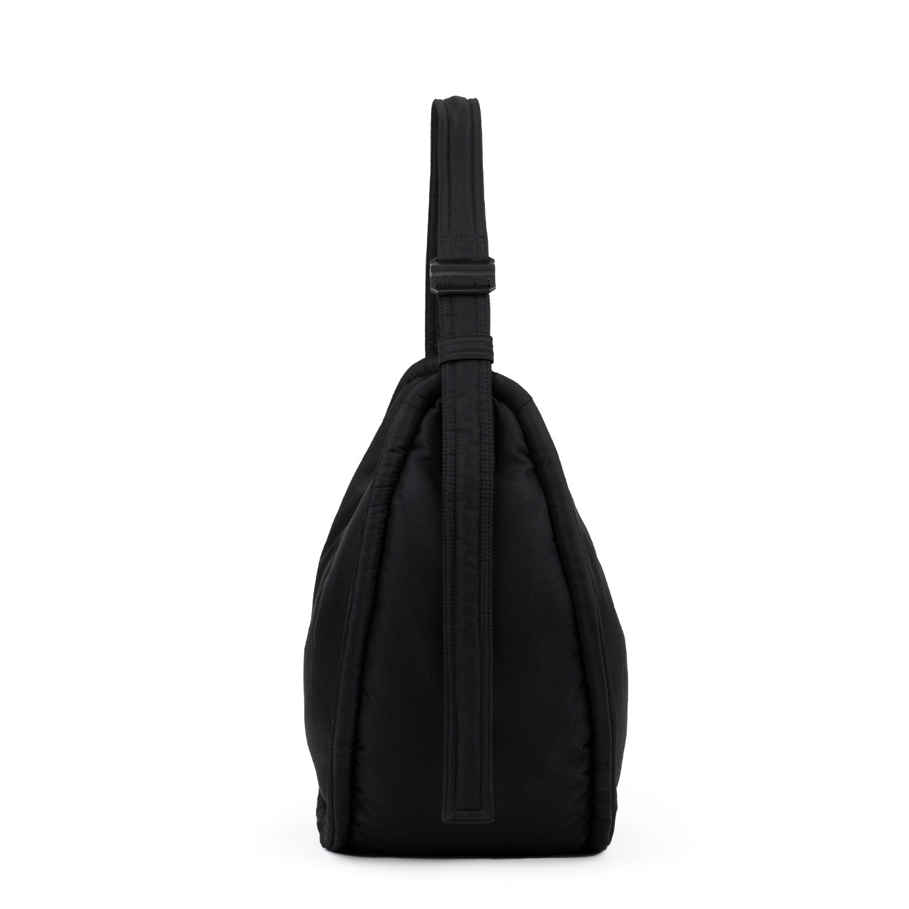 Sandqvist Curve Halfmoon Bag Black