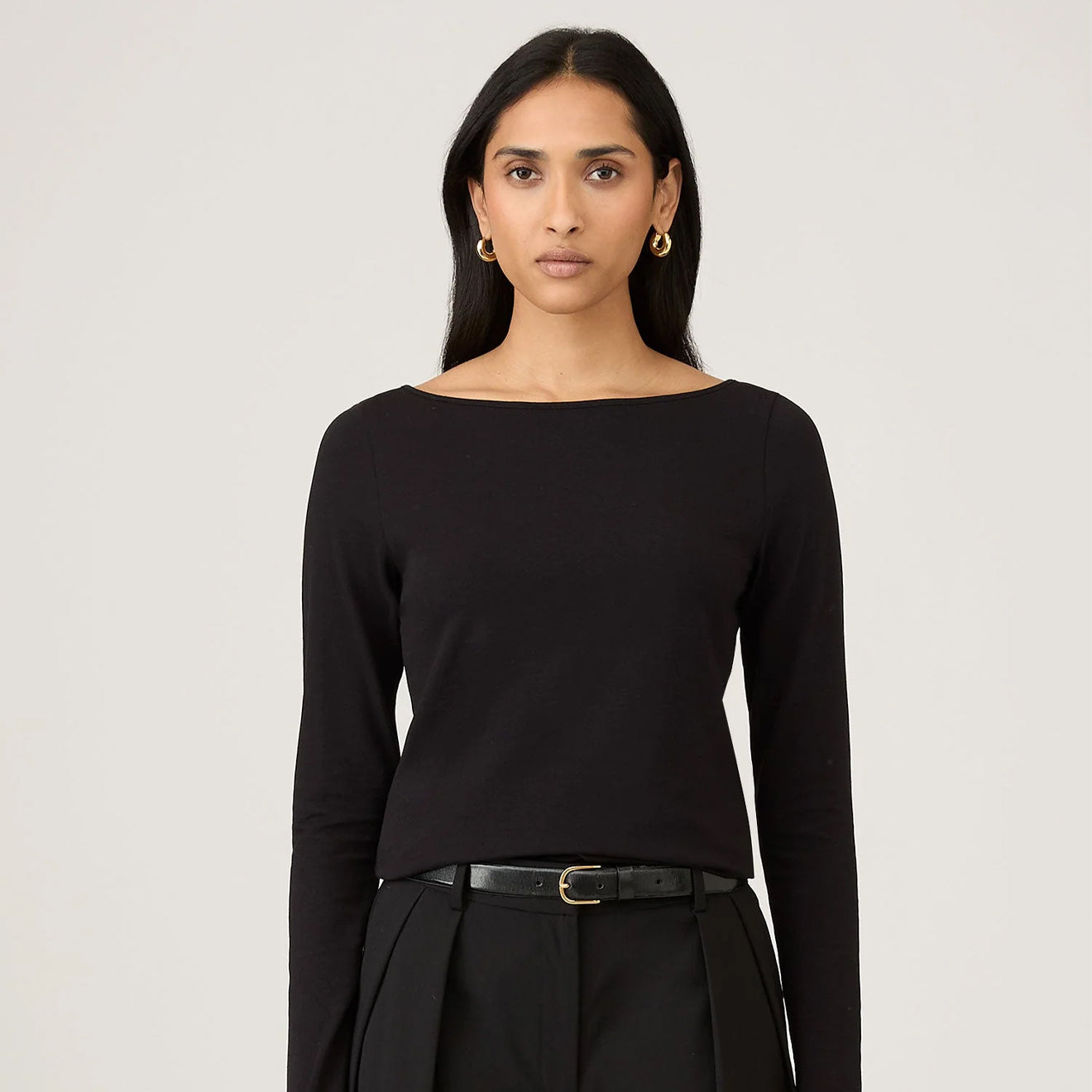 Sunspel Womens Slash Neck L/S Top Black - pam pam 