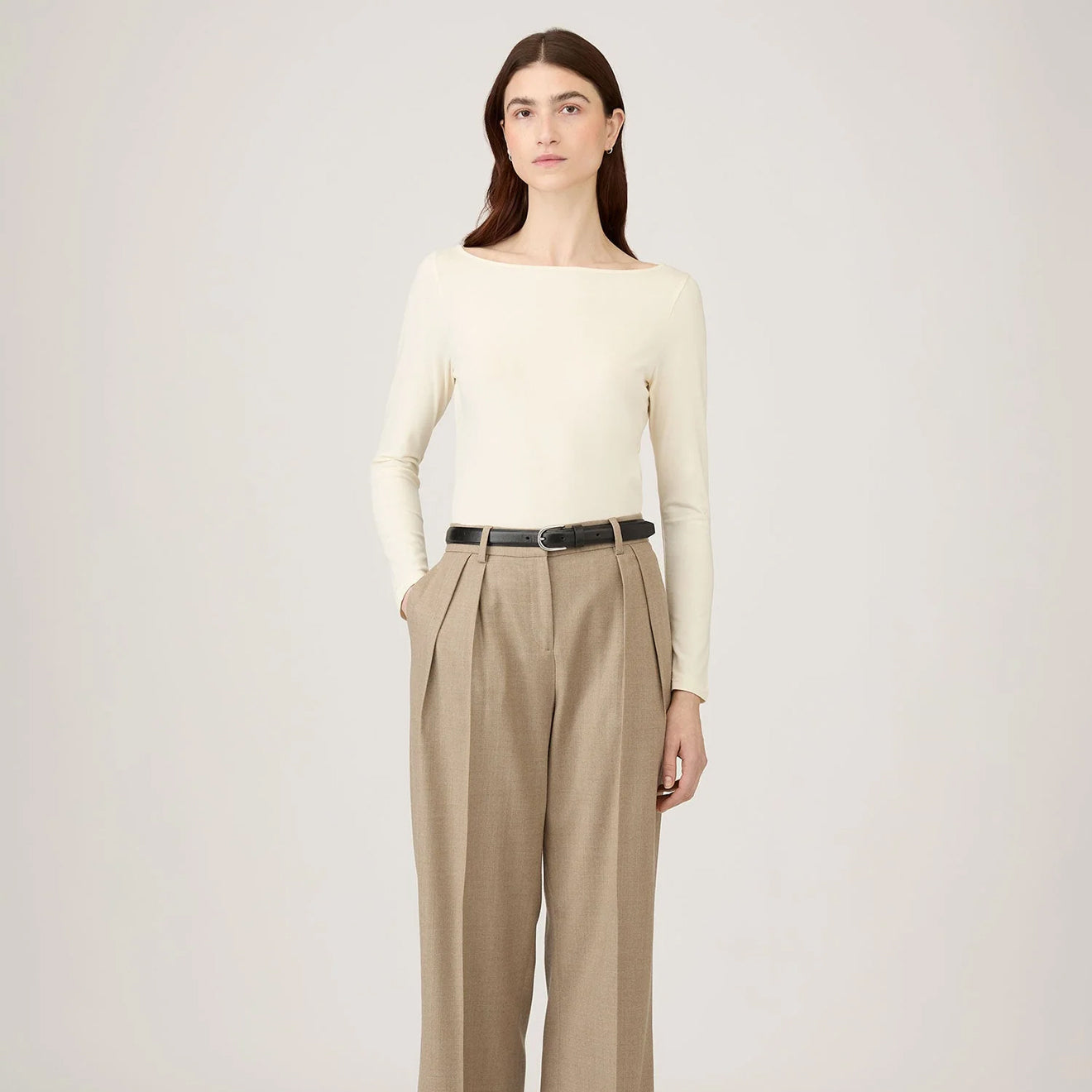 Sunspel Womens Slash Neck L/S Top Ecru - pam pam 