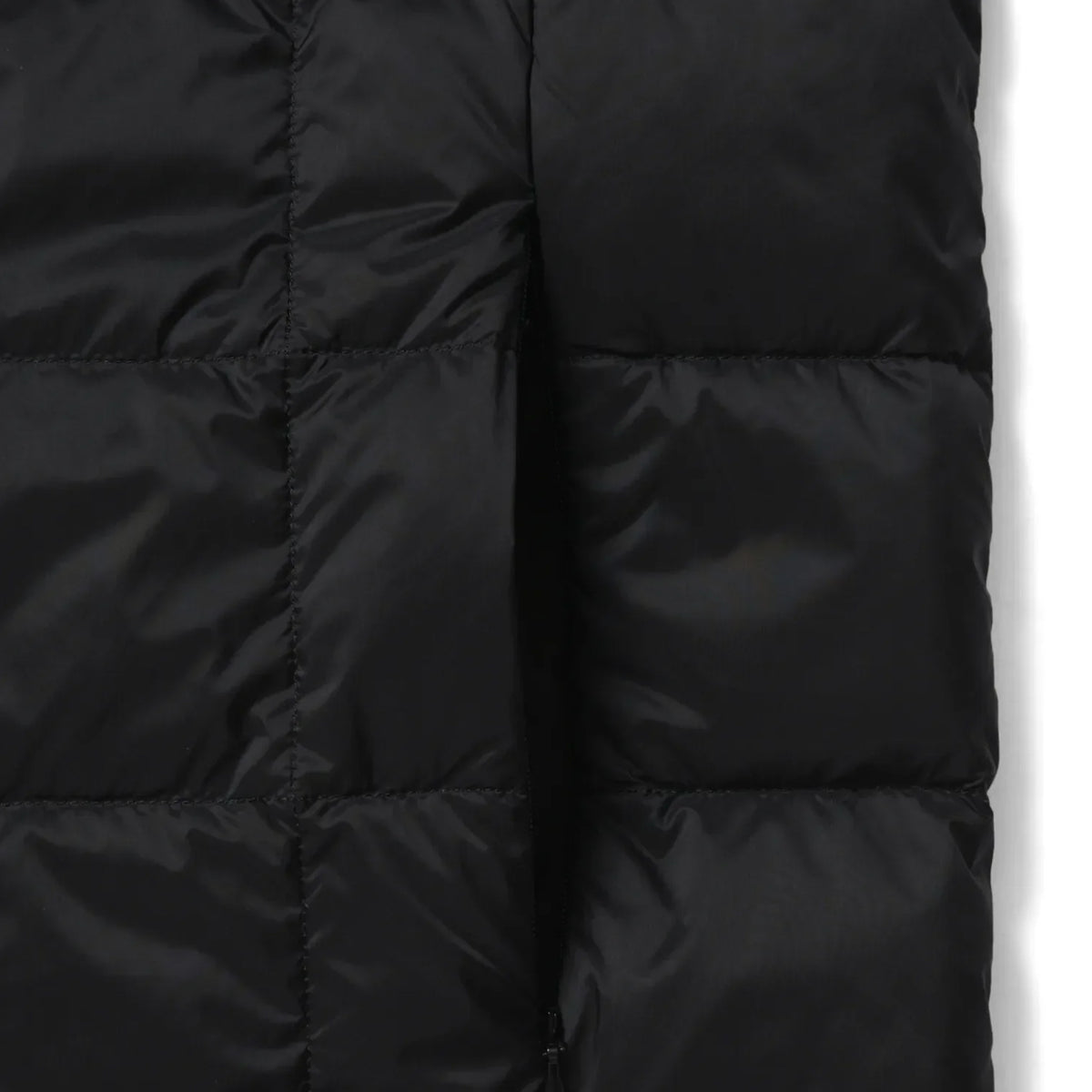 Taion Womens Crewneck Button Down Vest Black