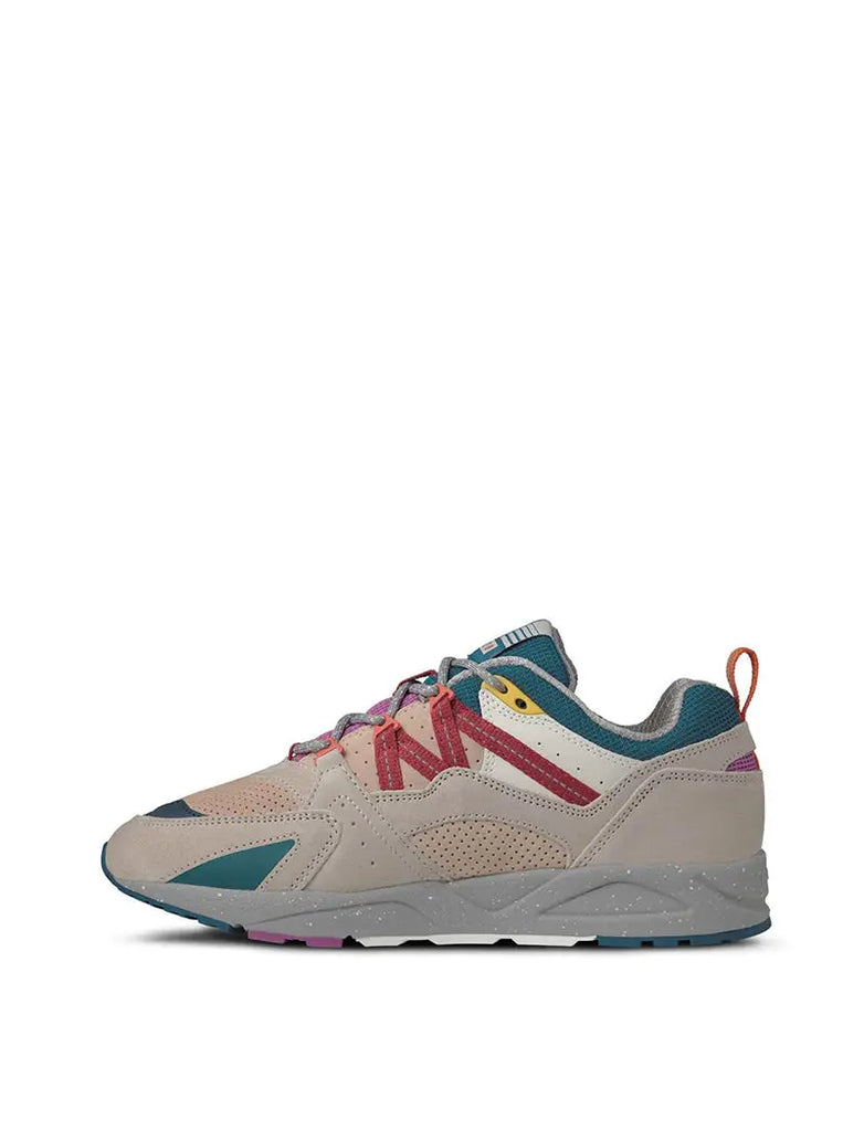 Karhu Womens Fusion 2.0 Silver Lining / Mineral Red