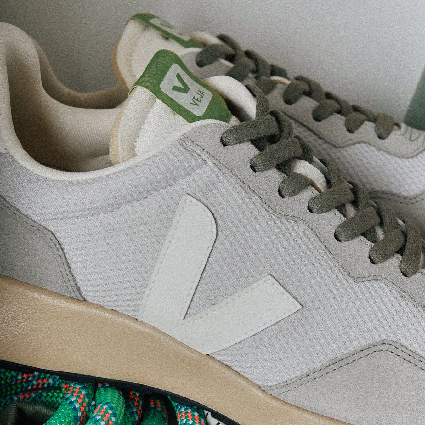 Veja Womens Paulistana Trainer Light-Grey White Detox