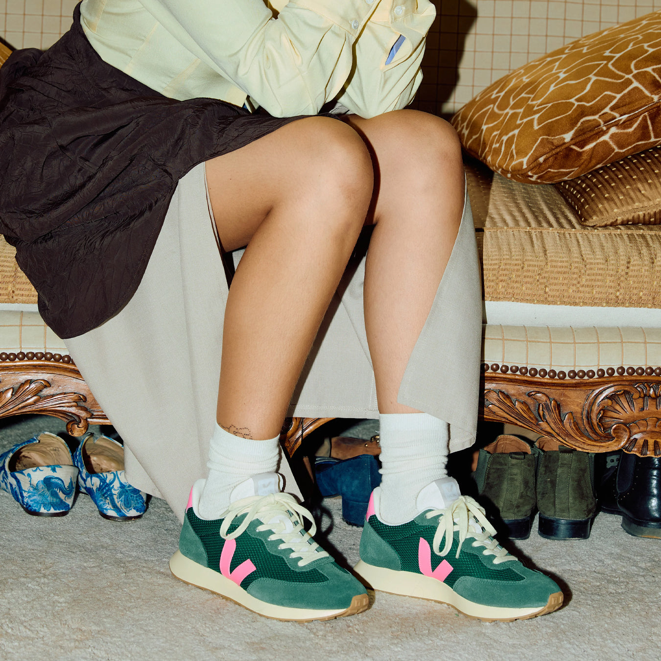 Veja Womens Rio Branco II Alveomesh Trainer Poker Sari - pam pam 