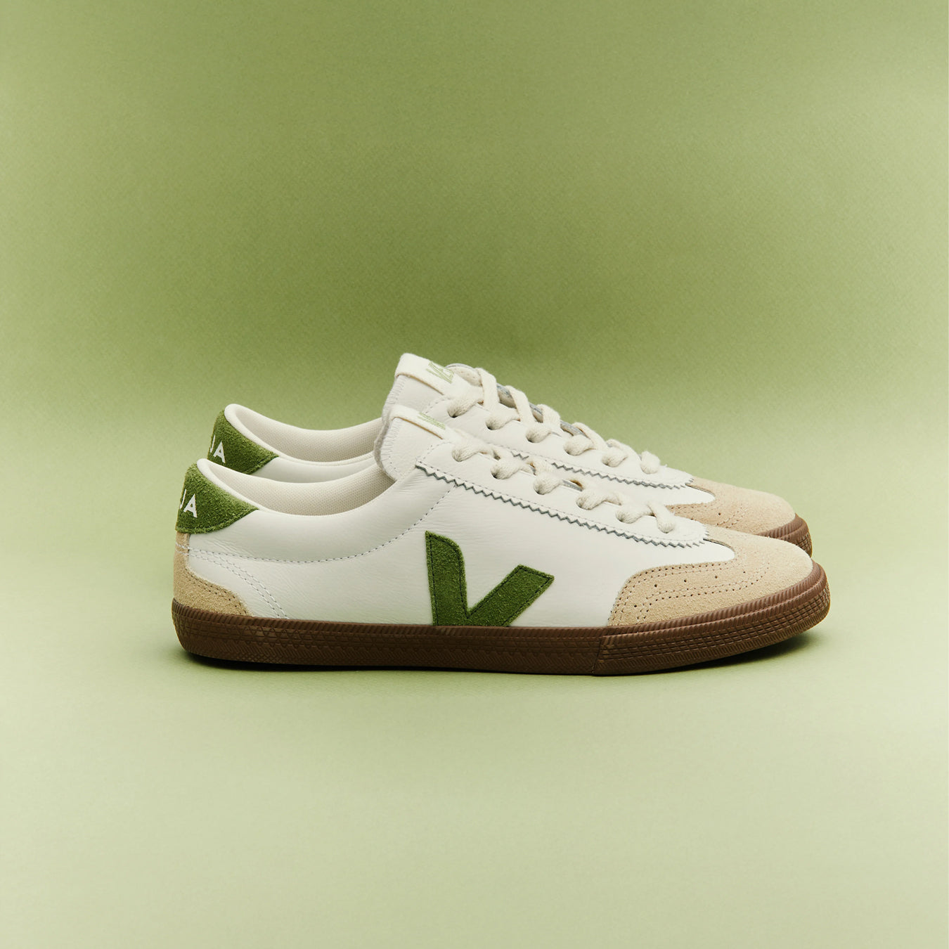 Veja Womens Volley Leather White Kiwi Bark - pam pam 